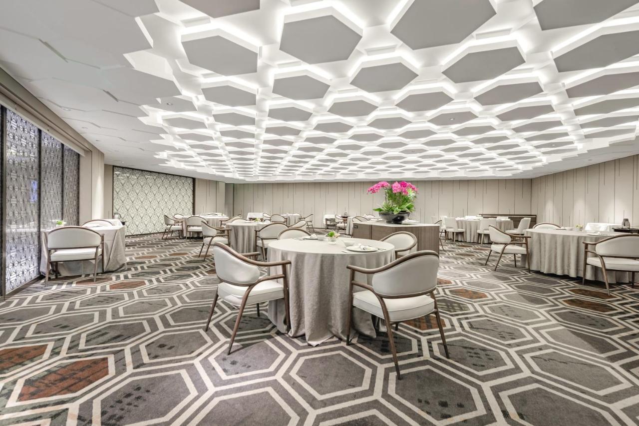 Radisson Collection Hotel, Yangtze Shanghai Exterior photo