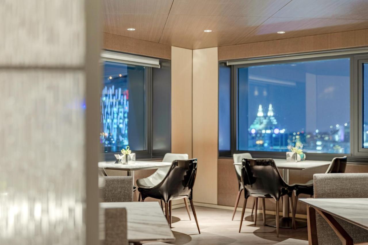 Radisson Collection Hotel, Yangtze Shanghai Exterior photo